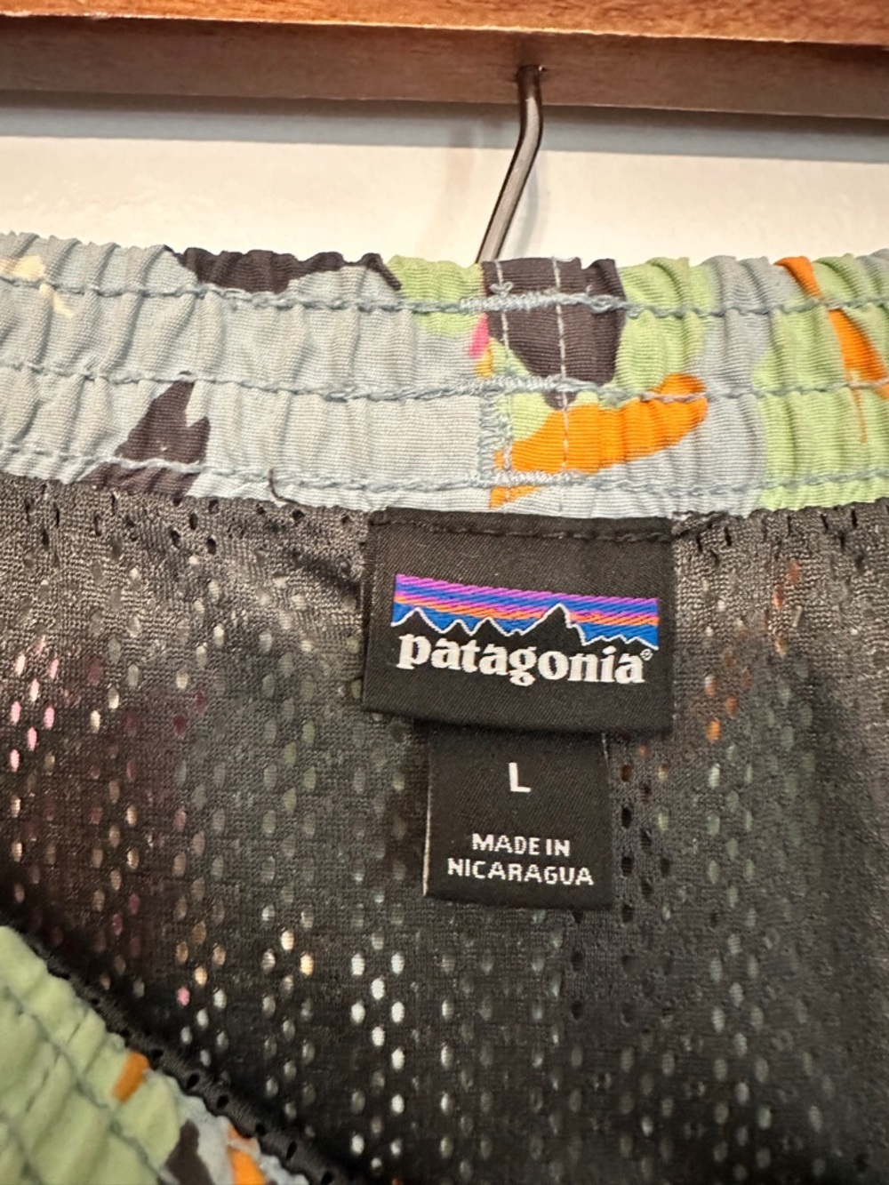 Patagonia Baggies Men’s Swim Shorts Blue Green Spoonbill Bird Print Lined Large - Picture 5 of 7